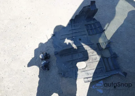 2015 Jeep Compass Altitude Edition z USA, uszkodzony, nr VIN 1C4NJCBA2FD428437